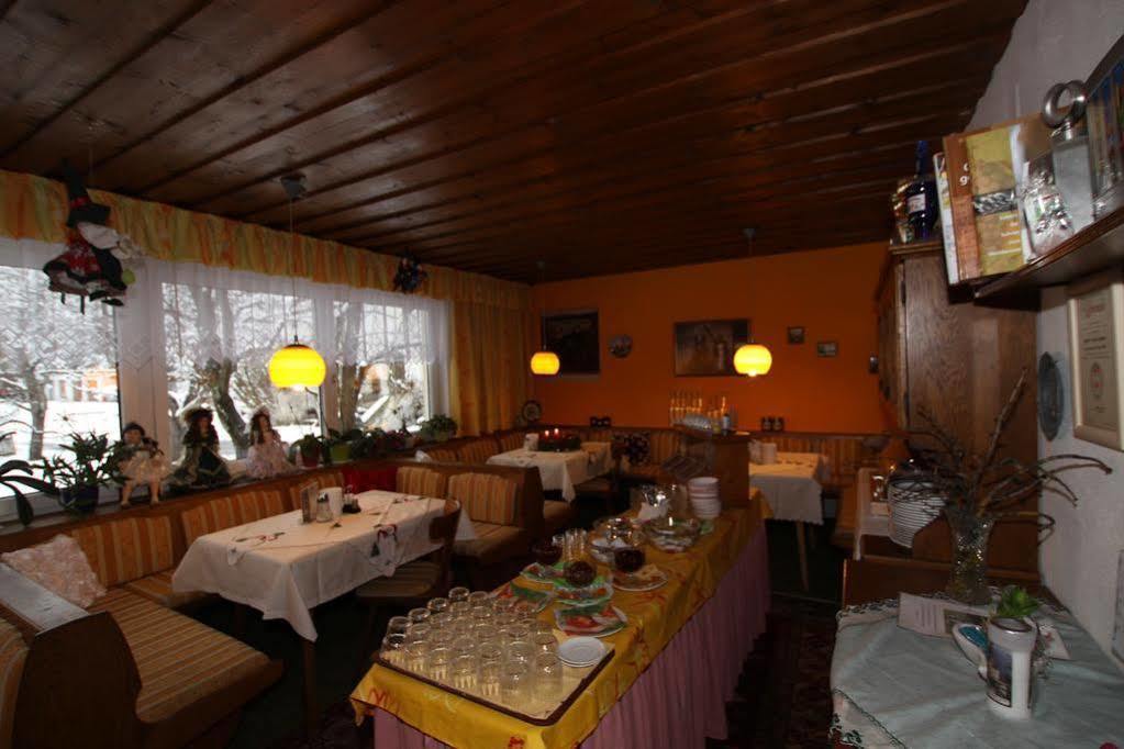 Apart Confimare Hotel Pfunds Bagian luar foto